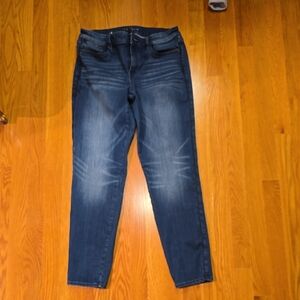 White House Black Market Classic Dark Wash Skinny Jeans - Blue